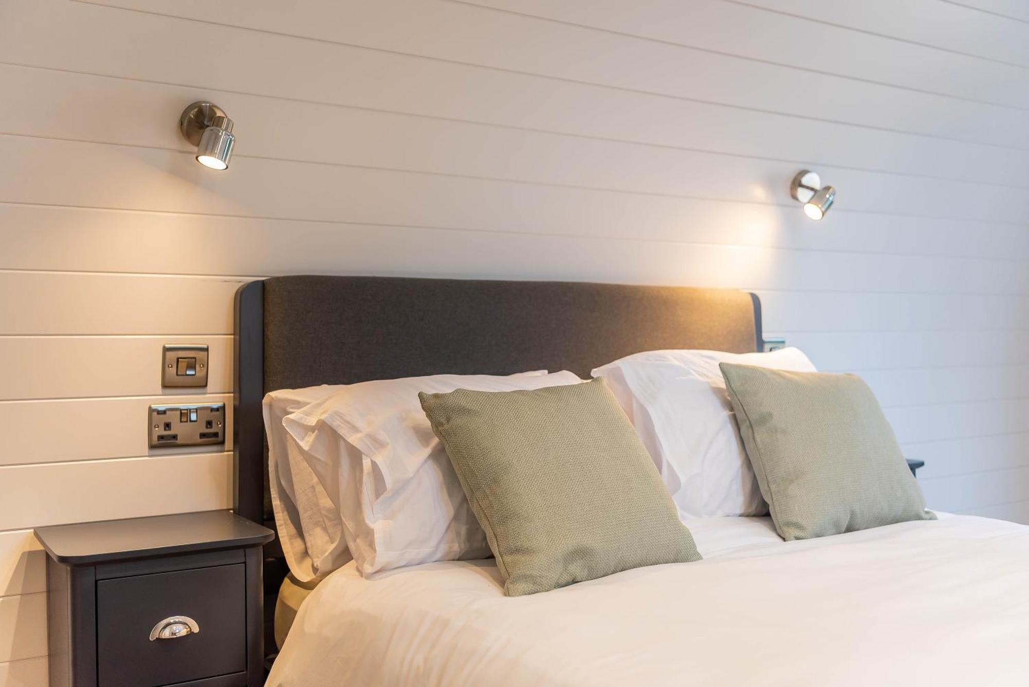 The Plough Inn Cabins Ramsden Dış mekan fotoğraf