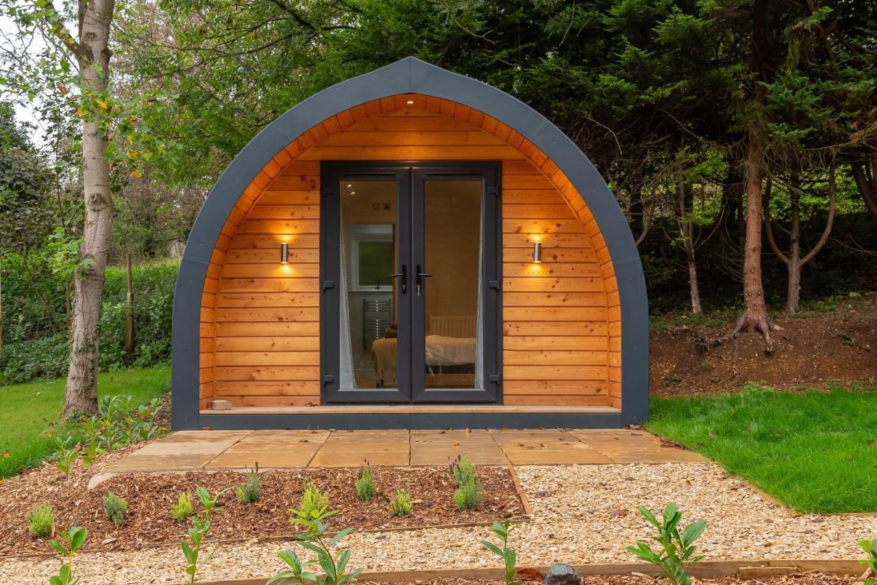 The Plough Inn Cabins Ramsden Dış mekan fotoğraf