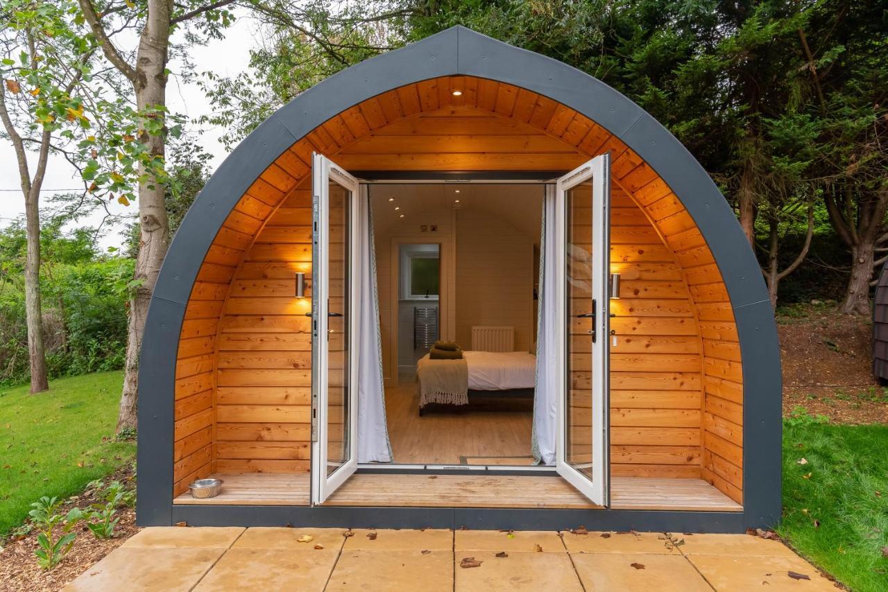 The Plough Inn Cabins Ramsden Dış mekan fotoğraf