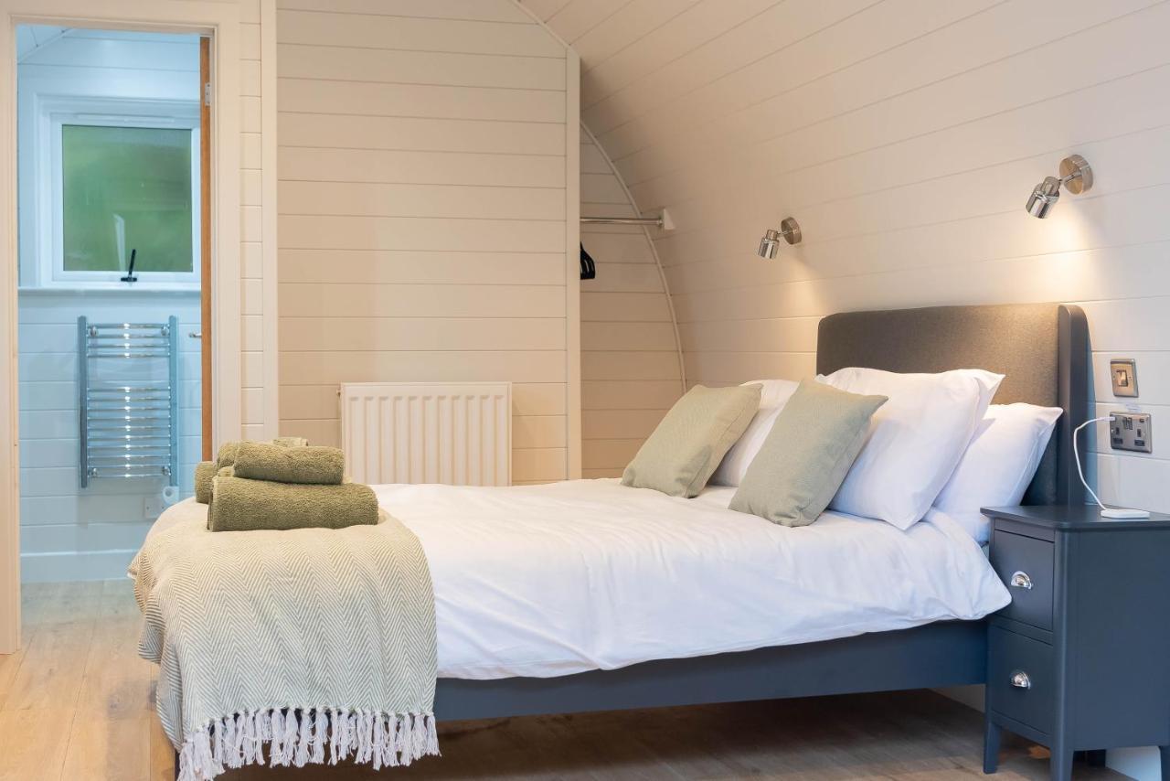 The Plough Inn Cabins Ramsden Dış mekan fotoğraf
